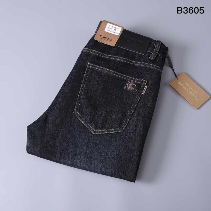 Straight-cut Clean Classic Denim Jeans - Image 5